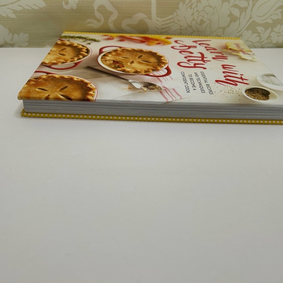 Betty Crocker Learn with Betty - Picture 7 of 7